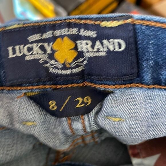 Lucky Brand Women’s Sweet n Low Bermuda Jean Shorts size 8 - Picture 4 of 6